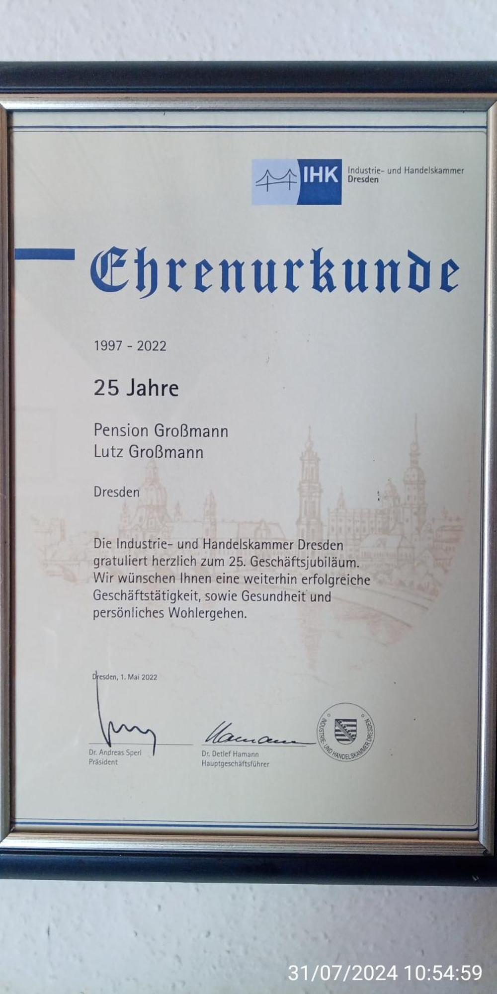 Zimmervermietung Дрезден Екстериор снимка